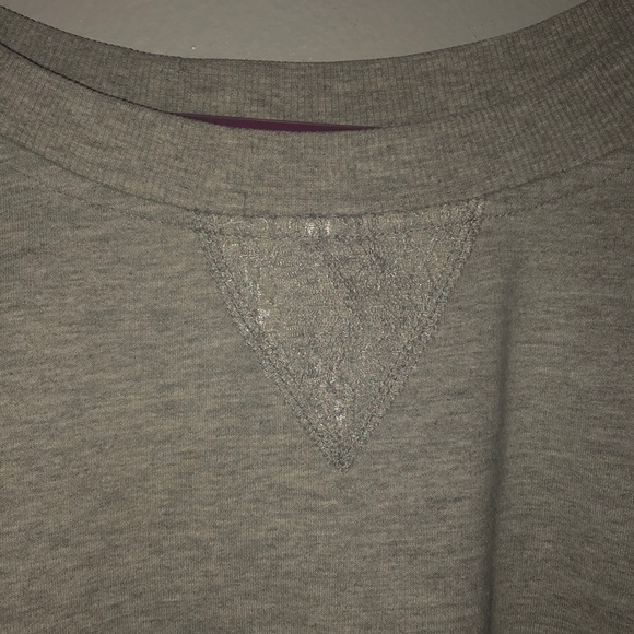 Grey sweatshirt - Picture 2 of 4